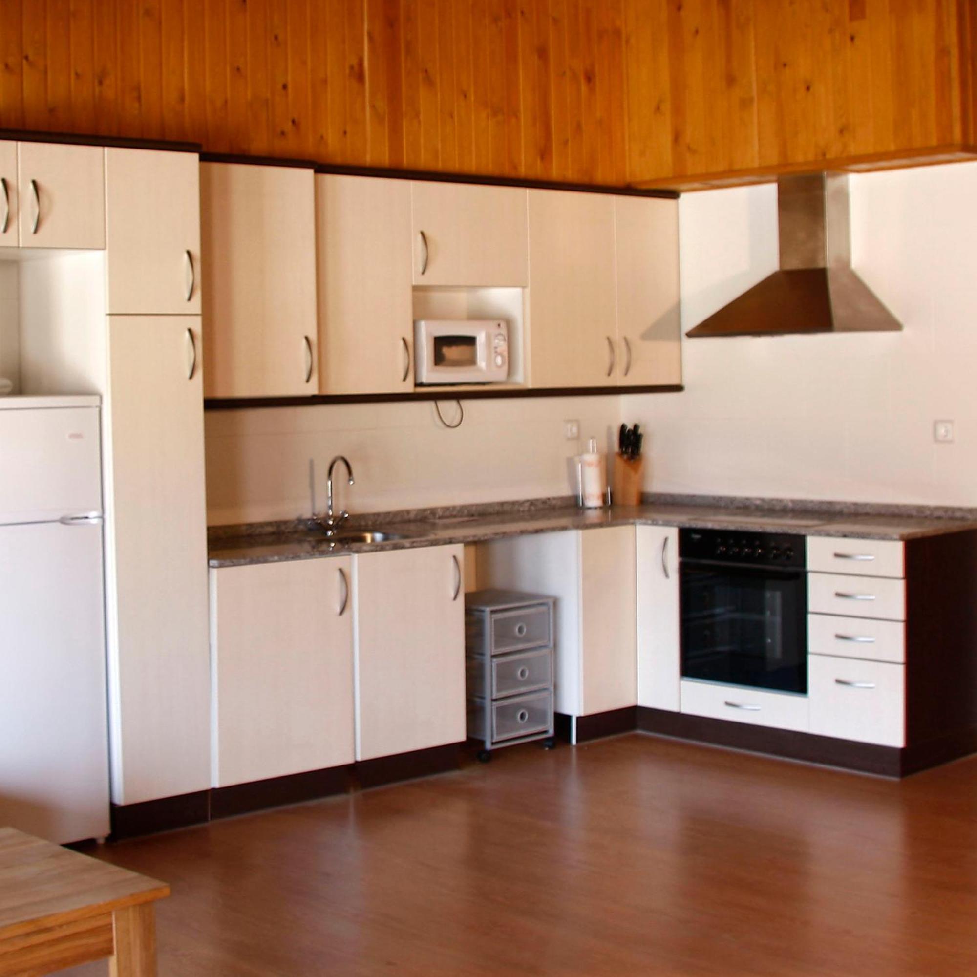 Apartamentos Angelus Plaza Mayor De Graus Bagian luar foto